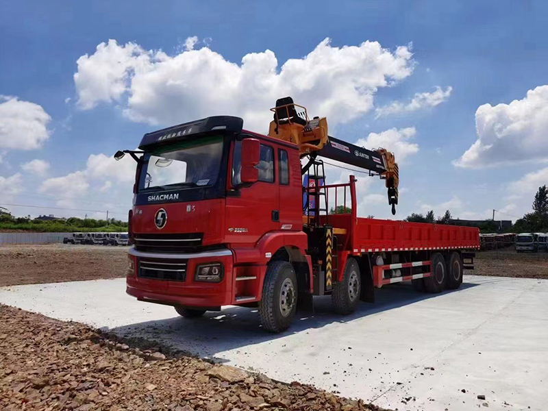 國六陜汽軒德前四后八隨車吊