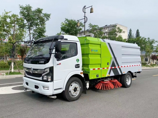 國六東風(fēng)凱普特7.5方掃路車